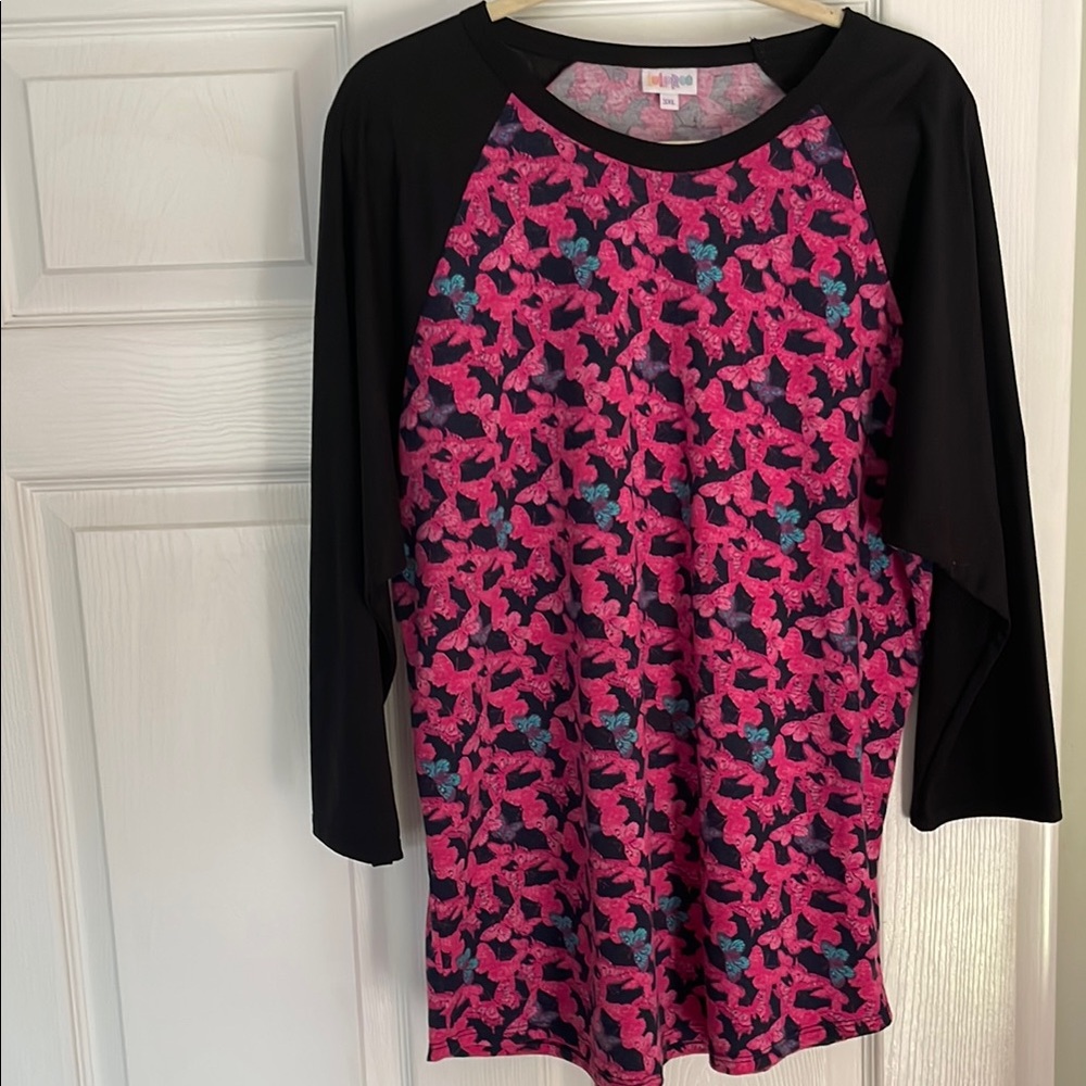 LuLaRoe Pink and Black Raglan Randy Tee